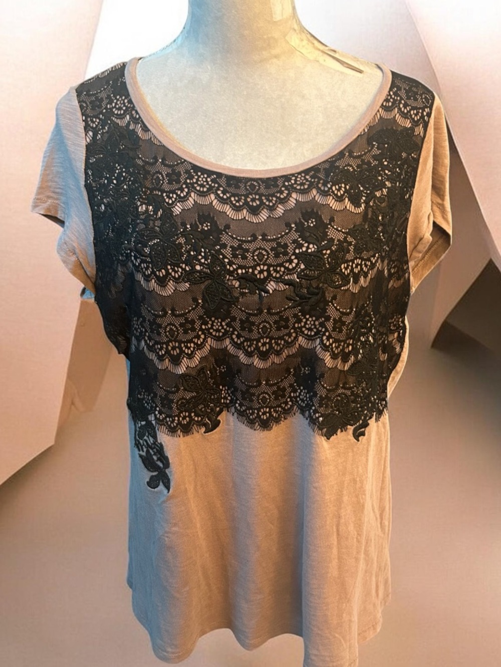 Loft Tan tee with black lace short sleeves. Plus size